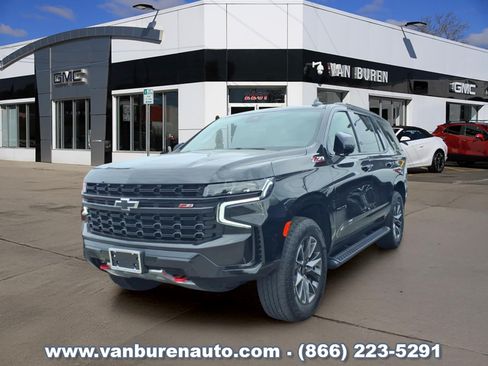 Used 2024 Chevrolet Tahoe Z71 w/ Luxury Package AWD/4WD image 1