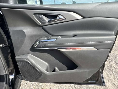 New 2026 Chevrolet Traverse LT w/ Driver Confidence Package image 13