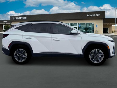 New 2026 Hyundai Tucson SEL image 8