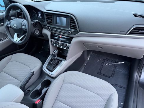 Used 2020 Hyundai Elantra SE w/ Cargo Package (C1) image 31