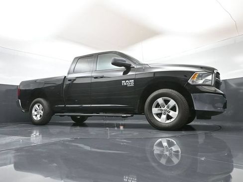 Used 2024 RAM 1500 Classic SLT AWD/4WD image 36