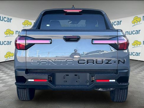 Used 2022 Hyundai Santa Cruz SEL image 5