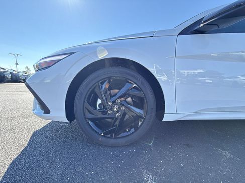 New 2026 Hyundai Elantra Sport FWD image 10