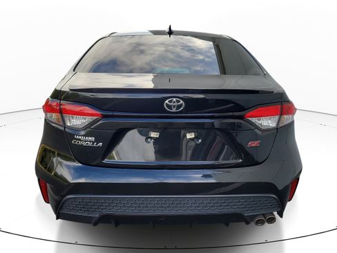 Used 2022 Toyota Corolla SE image 6