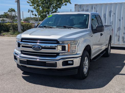 Used 2018 Ford F150 XLT w/ Trailer Tow Package AWD/4WD image 7
