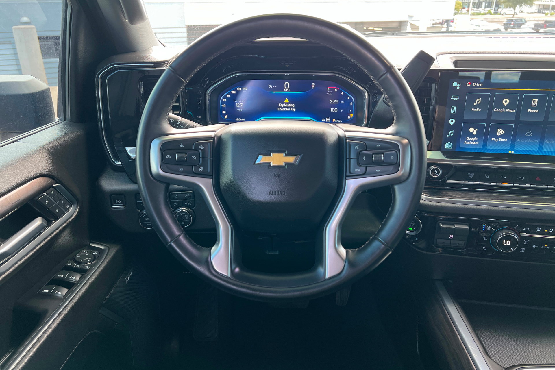 Used 2025 Chevrolet Silverado 3500 LTZ w/ LTZ Convenience Package AWD/4WD image 13