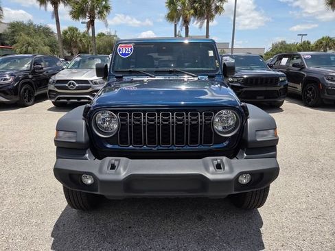 Used 2025 Jeep Wrangler Unlimited Sport AWD/4WD image 17