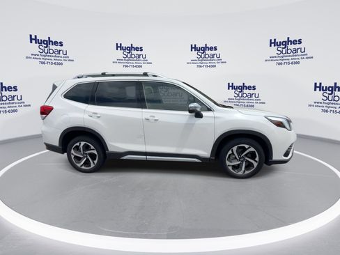Used 2023 Subaru Forester Touring AWD/4WD image 12