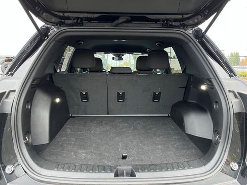 Used 2025 Chevrolet Equinox LT image 31