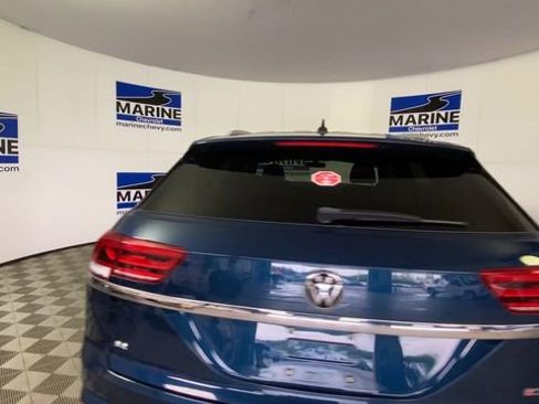Used 2022 Volkswagen Atlas Cross Sport SE AWD/4WD image 9