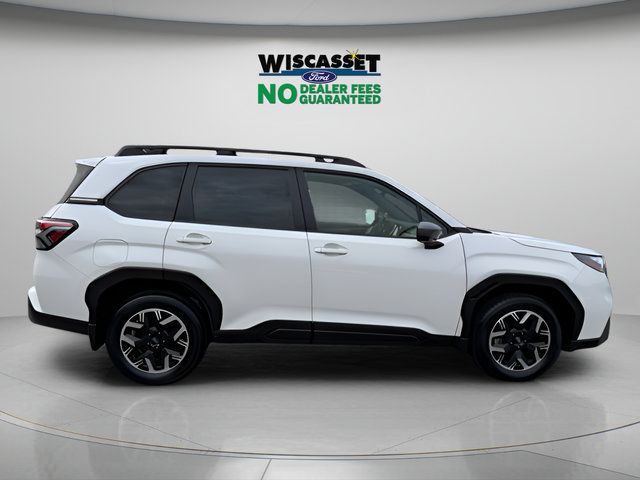Used 2025 Subaru Forester Premium AWD/4WD image 6