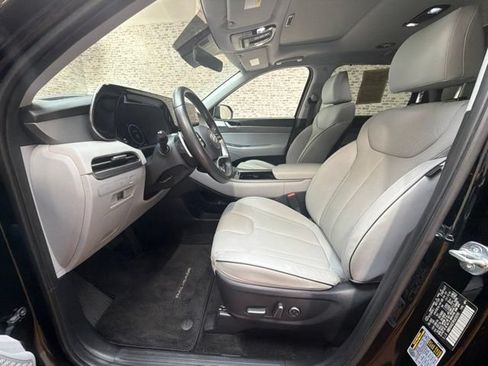 Used 2024 Hyundai Palisade SEL FWD image 17