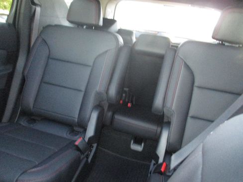 New 2026 Chevrolet Traverse Z71 image 17