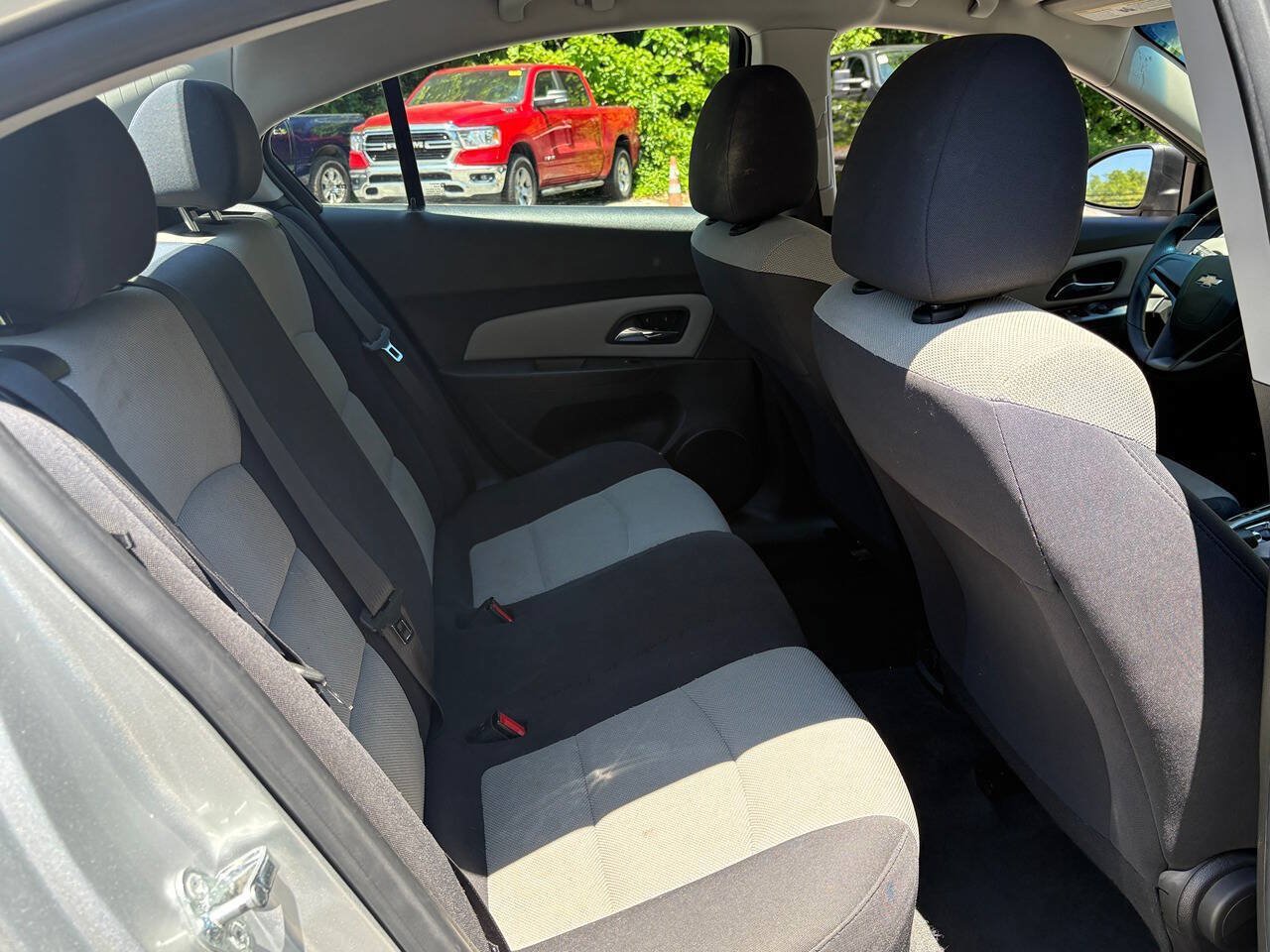 Used 2016 Chevrolet Cruze LS FWD image 20