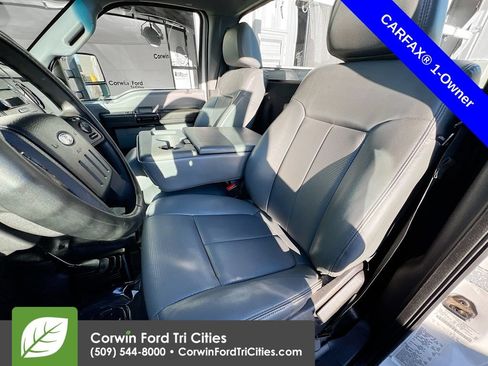 Used 2016 Ford F550 4x4 Regular Cab Super Duty image 22