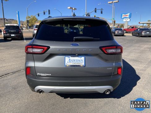 Used 2025 Ford Escape SE image 7