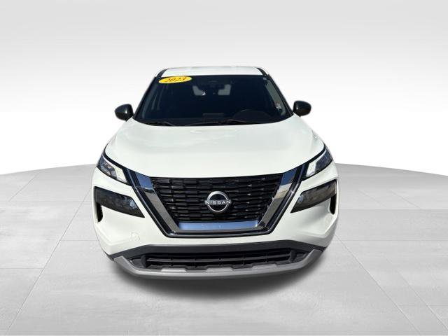 Used 2023 Nissan Rogue S AWD/4WD image 7