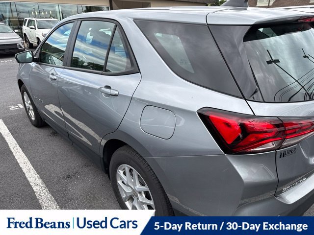 Used 2024 Chevrolet Equinox LS FWD image 10