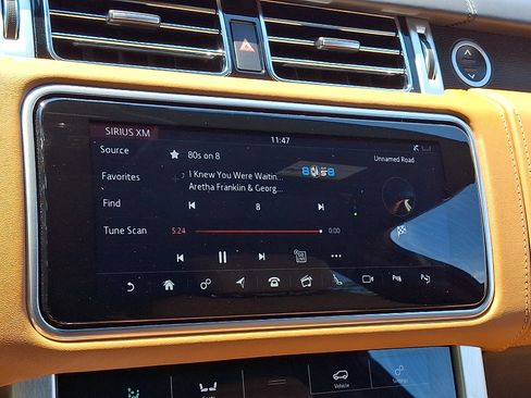 Used 2021 Land Rover Range Rover Autobiography AWD/4WD image 17