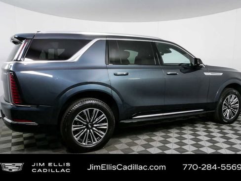 New 2026 Cadillac Escalade IQL Luxury image 29