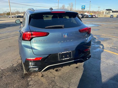 Used 2024 Buick Encore GX Sport Touring w/ Comfort Package image 4