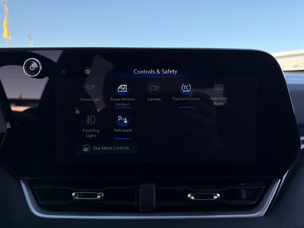 Used 2025 Chevrolet Equinox LT w/ Safety and Technology Package AWD/4WD image 48