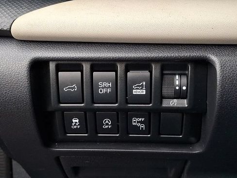 Used 2022 Subaru Forester Limited AWD/4WD image 29