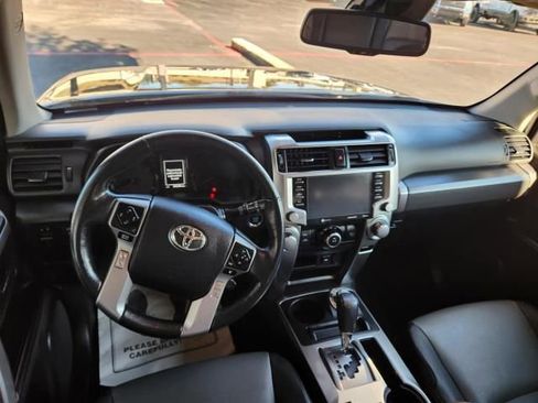 Used 2024 Toyota 4Runner SR5 Premium image 5
