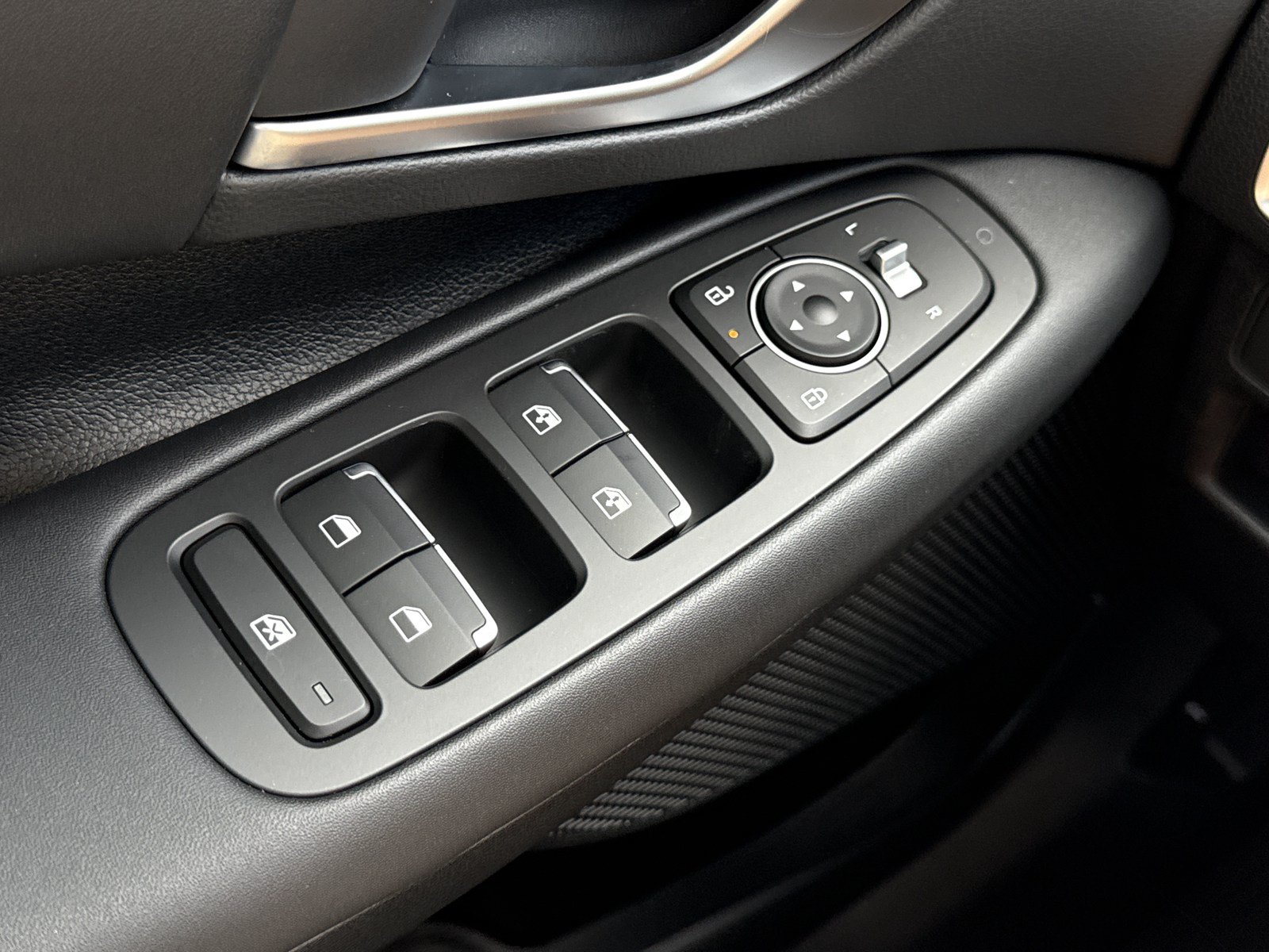 New 2026 Hyundai Sonata SEL FWD image 15