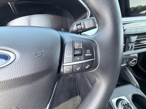 Used 2020 Ford Escape SE FWD image 14