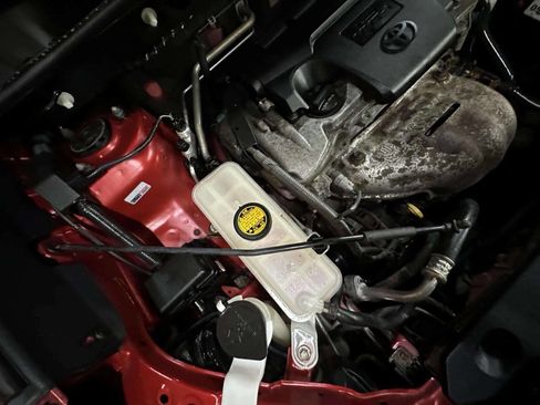 Used 2014 Toyota RAV4 Limited w/ Technology Package image 34