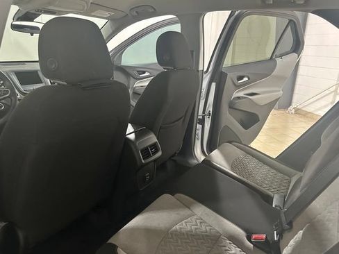 Used 2024 Chevrolet Equinox LS w/ LS Convenience Package FWD image 12