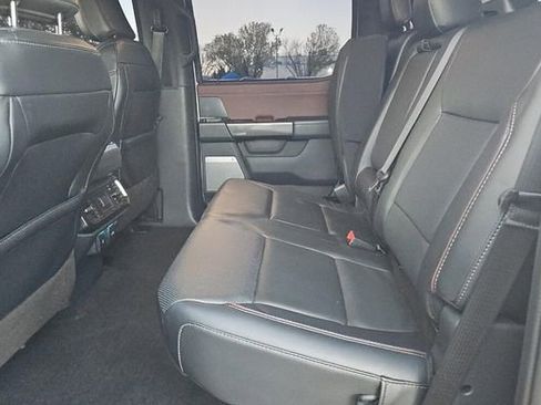 Used 2023 Ford F150 Lariat image 7