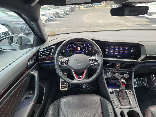 Used 2023 Volkswagen Jetta GLI Autobahn FWD image 8
