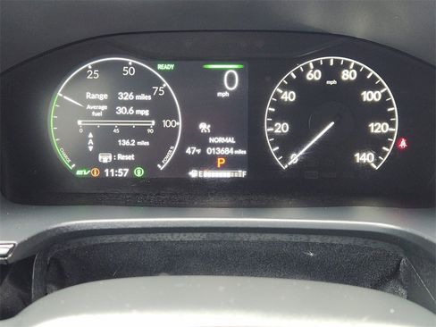 Used 2025 Honda CR-V Sport Touring image 17