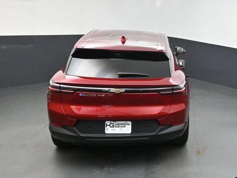New 2026 Chevrolet Equinox EV LT w/ Comfort Package AWD/4WD image 33