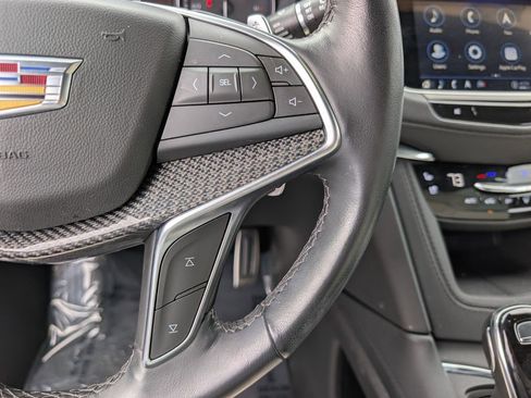 Certified 2025 Cadillac XT5 Sportv w/ Technology Package image 23