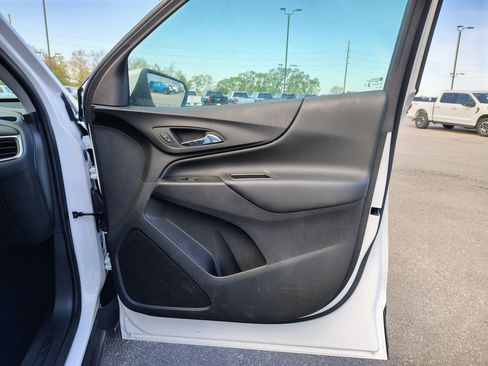Used 2024 Chevrolet Equinox LT AWD/4WD image 14