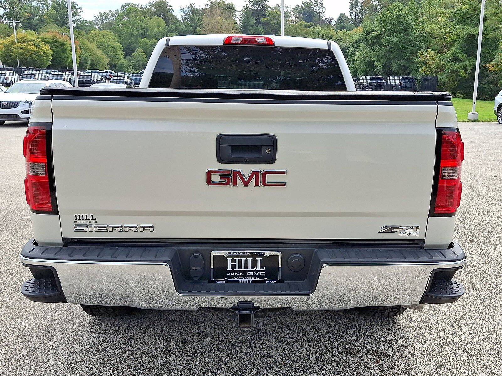 Used 2014 GMC Sierra 1500 SLT w/ Suspension Package, Off-Road AWD/4WD image 23