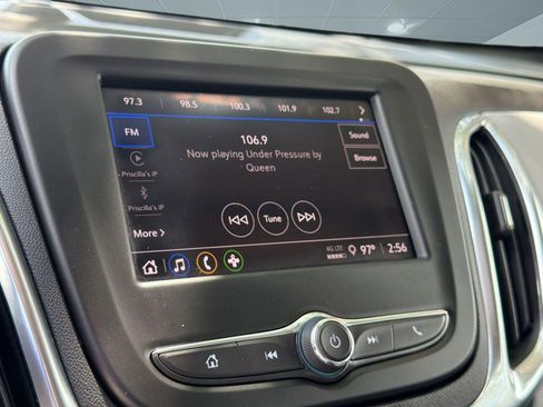 Used 2024 Chevrolet Equinox LS w/ LS Convenience Package FWD image 24