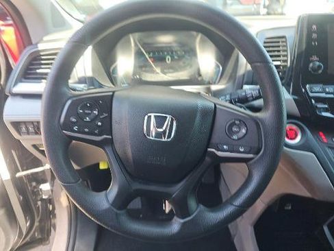 Used 2021 Kia Sorento S FWD image 5