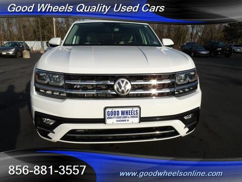 Used 2019 Volkswagen Atlas SE w/ Panoramic Sunroof Package image 2