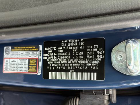 Used 2025 Kia Sorento S AWD/4WD image 34