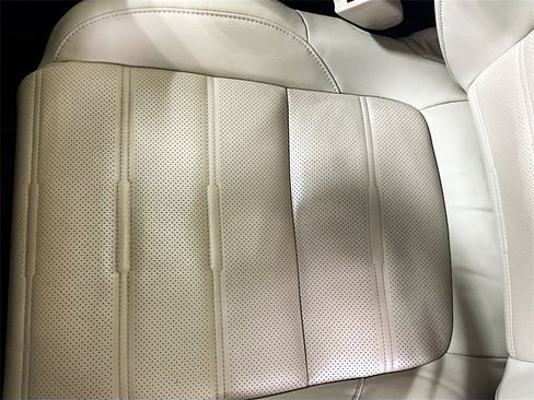 Used 2021 Honda CR-V EX-L image 18