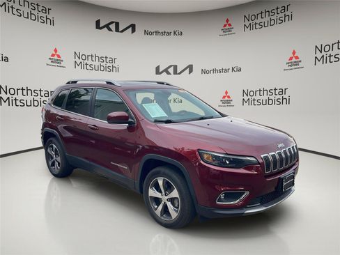 Used 2019 Jeep Cherokee Limited AWD/4WD image 5
