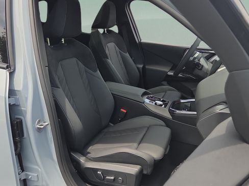 New 2026 BMW X3 xDrive30i w/ M Sport Package AWD/4WD image 17