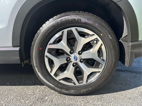 Certified 2024 Subaru Forester Premium AWD/4WD image 33