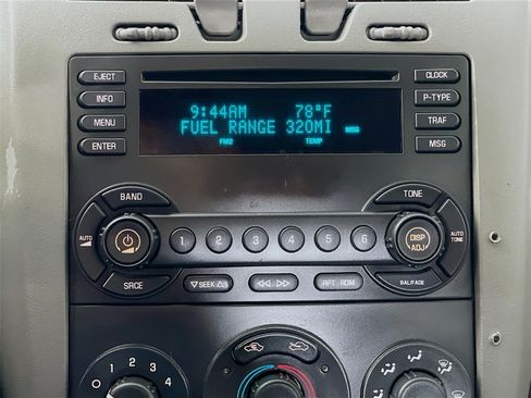 Used 2005 Chevrolet Malibu LS w/ Preferred Equipment Group FWD image 17