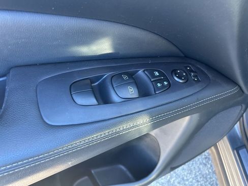 Used 2019 Nissan Pathfinder SL w/ Cargo Package image 36