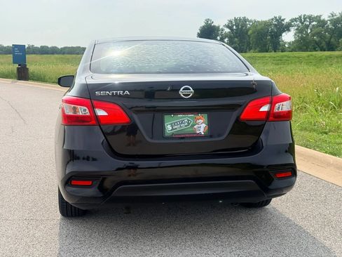 Used 2019 Nissan Sentra S FWD image 12